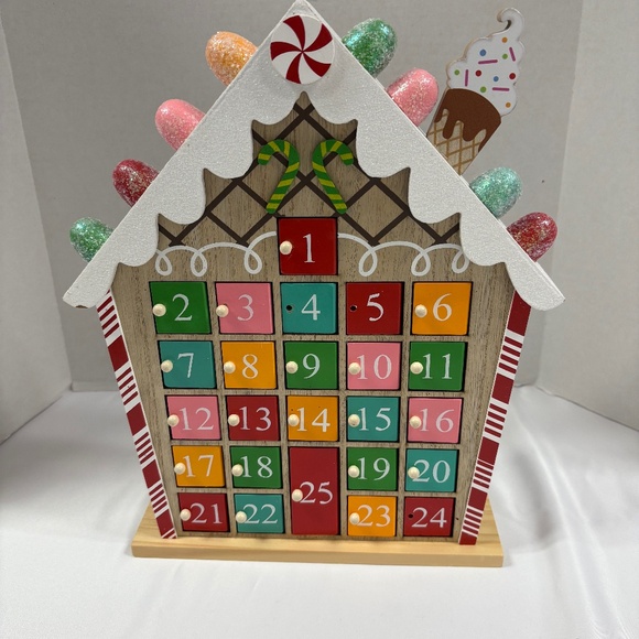 Wooden Christmas Advent Calendar. - Picture 1 of 9